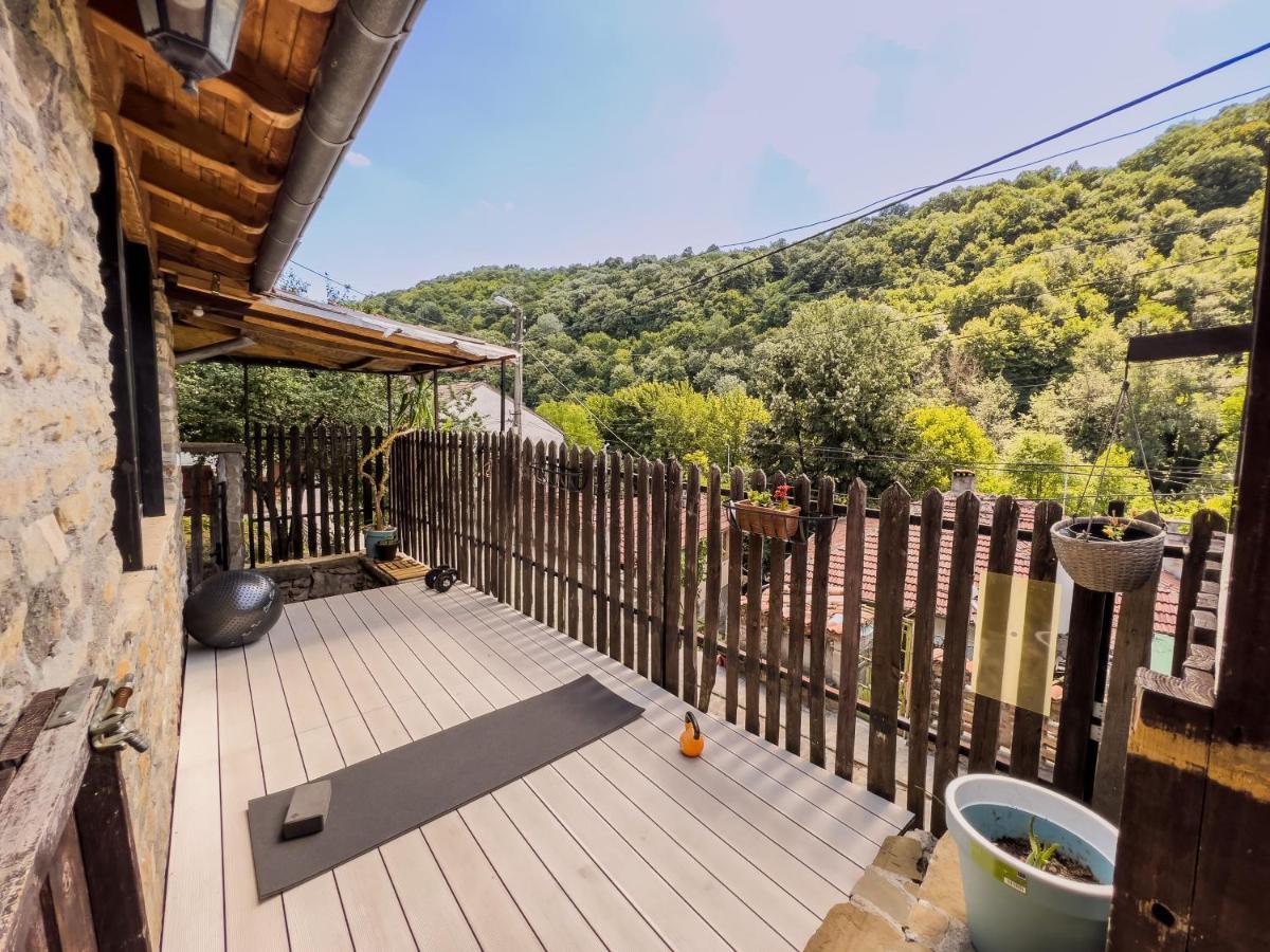 The Base- Balance Hub Hotel Veliko Tarnovo Luaran gambar