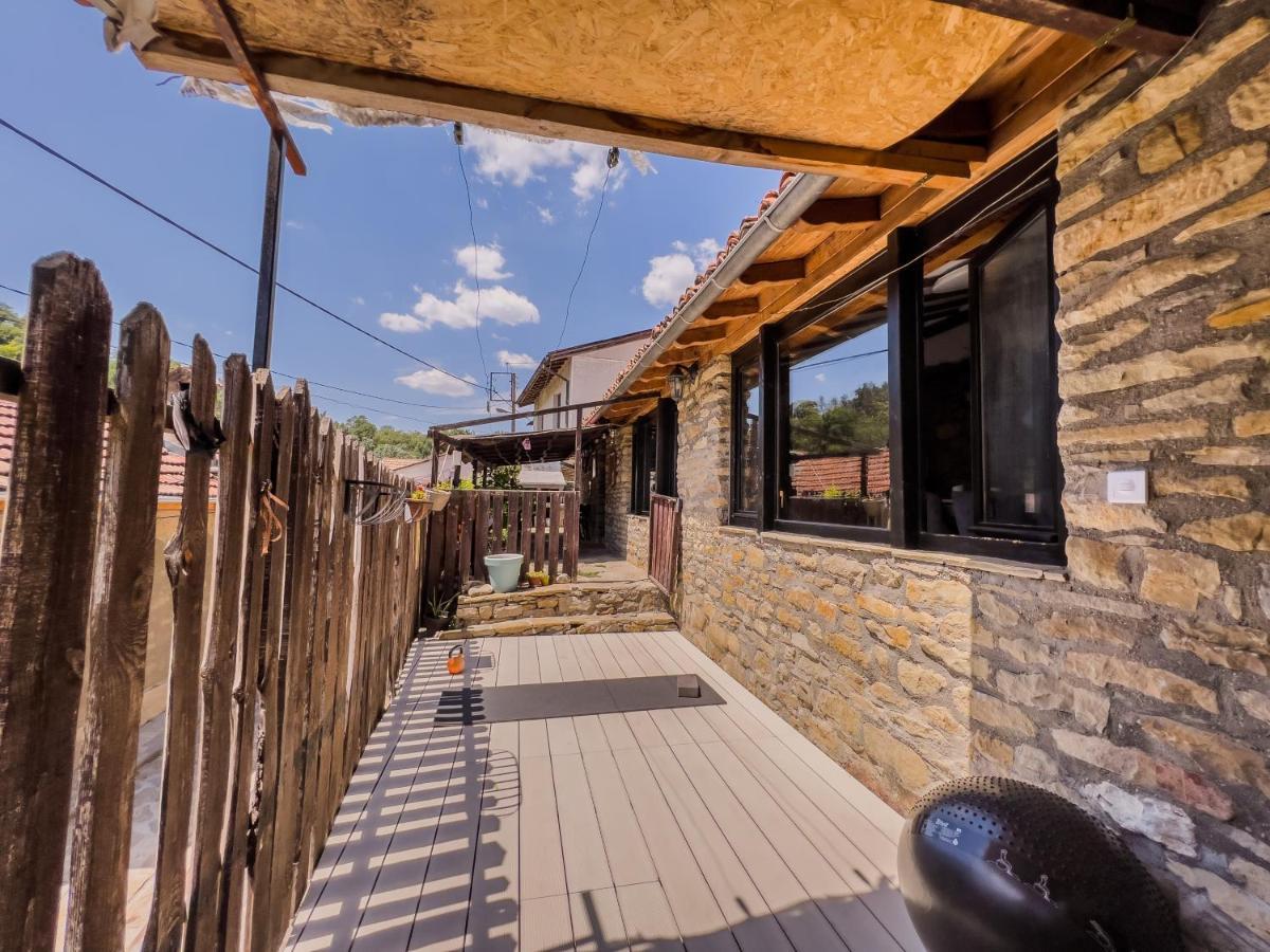 The Base- Balance Hub Hotel Veliko Tarnovo Luaran gambar